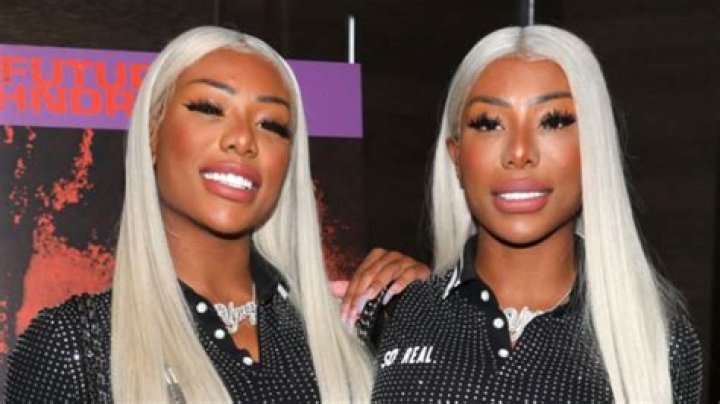 Clermont Twins Before Surgery: How They Transformed Their Looks and Lives 1 Clermont Twins Before Surgery: How They Transformed Their Looks and Lives
