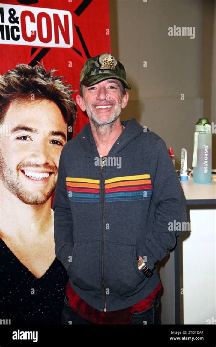 David Faustino From &lsquo;Married&hellip; With Children&rsquo; Is now 48 And Raps As Lil