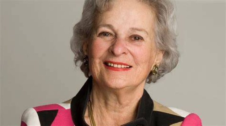 Who Was Ruth W Greenfield